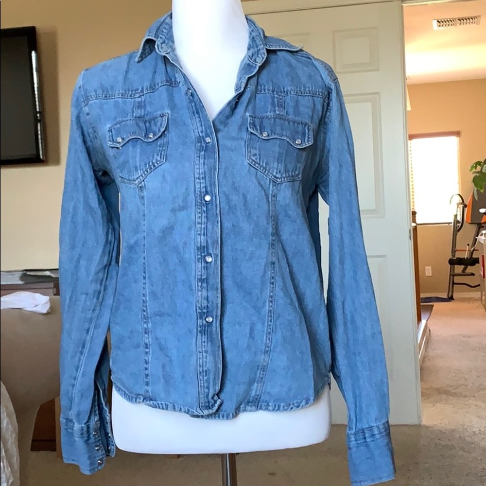 Western inspired denim shirt
